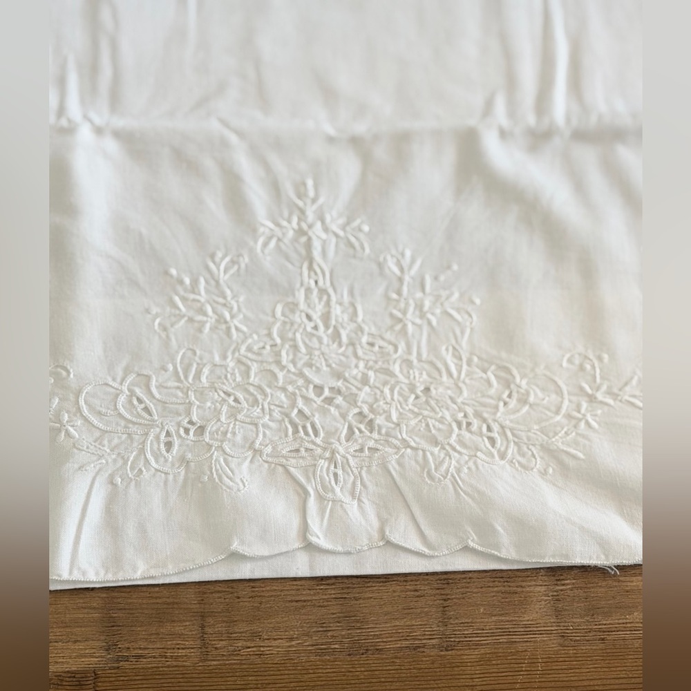 2 Vintage Imperial Elegance Cotton Pillowcases. White | Embroidered | Scalloped